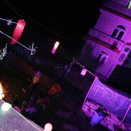 كاسول Moksha Hotel المظهر الخارجي الصورة
