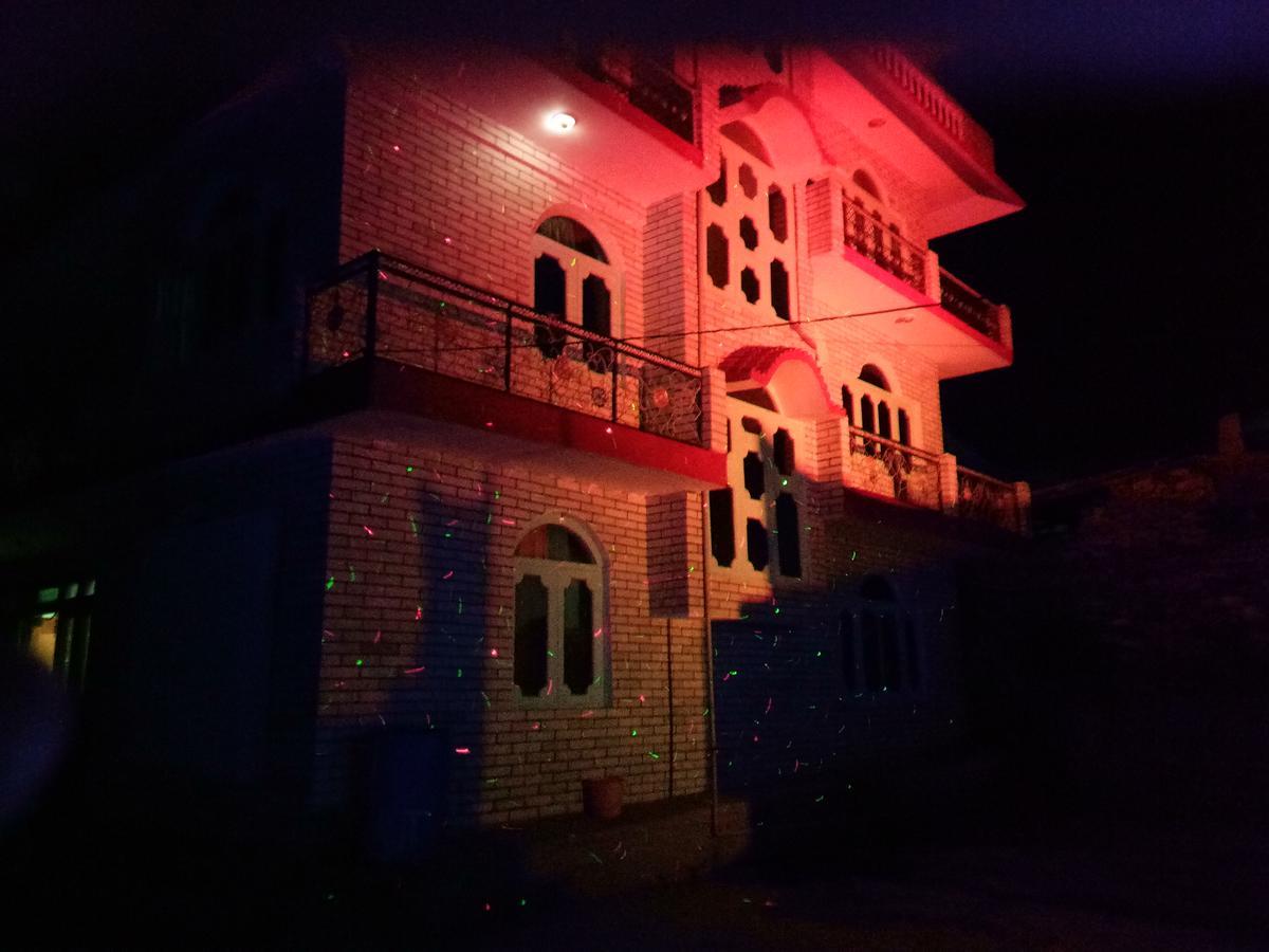 كاسول Moksha Hotel المظهر الخارجي الصورة